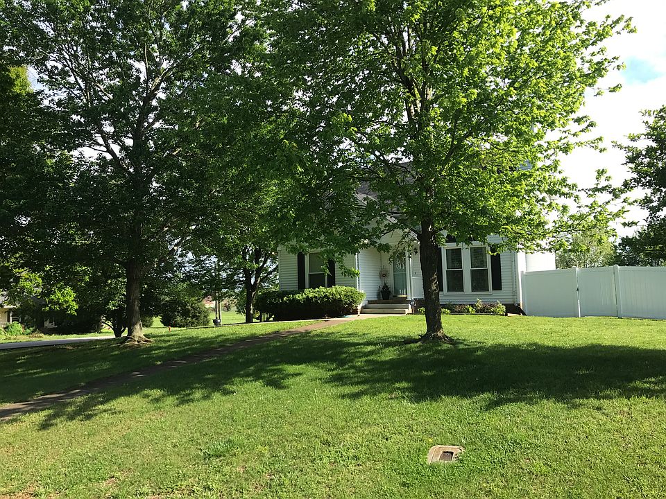 1st image of 602 Gardendale Ln