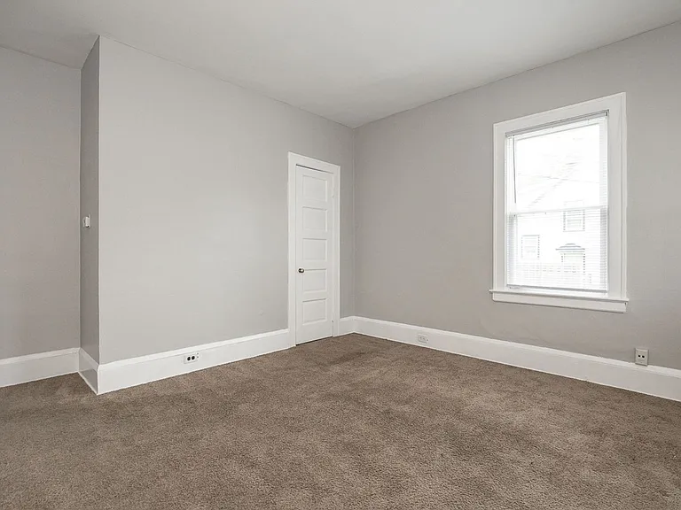 13233 Carrington Ave — Photo 13