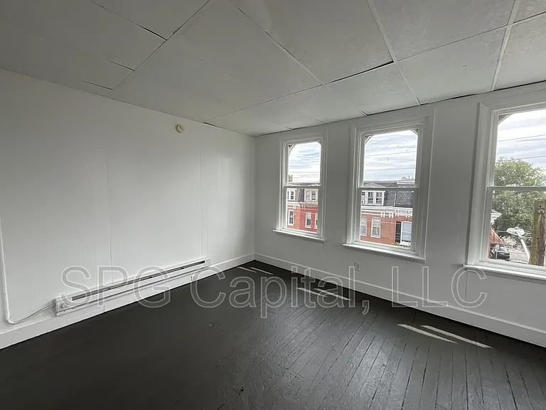 124 S Pine St #3 — Photo 3