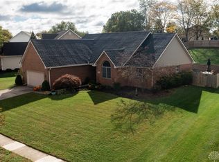 1195 Kingsgate Rd, Springfield, OH 45503