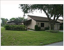 1st image of 3810 Glen Oaks Manor Dr