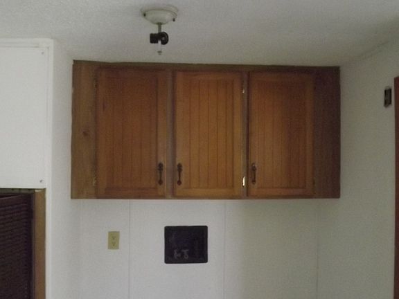 3rd image of 41 Arbor Ave