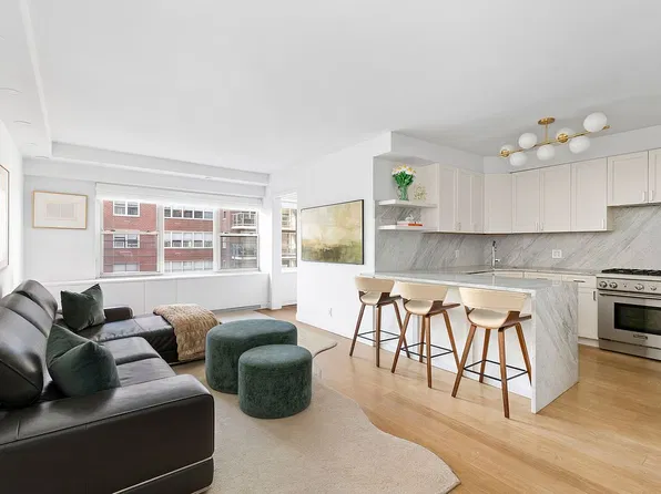370 E 76th St APT C1002, Manhattan, NY 10021