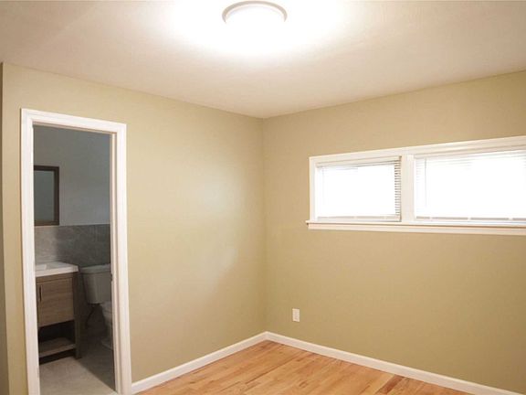 2nd image of 34 Silverpine Dr