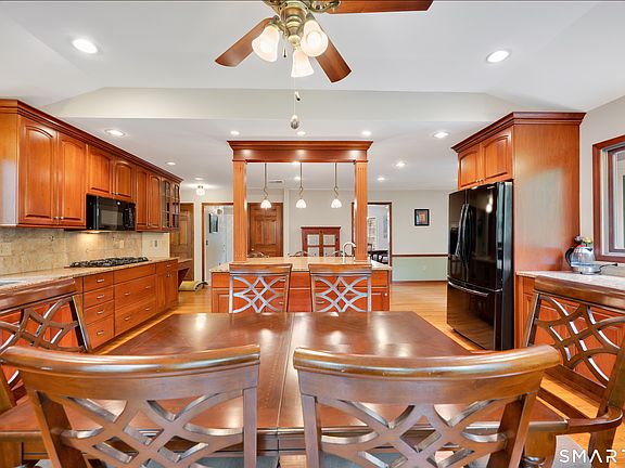 3rd image of 78 Benedict Road