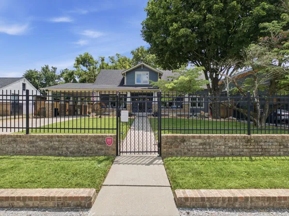 702 Skyview Dr, Nashville, TN 37206