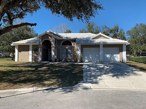 5th image of 138 N Rosebush Point