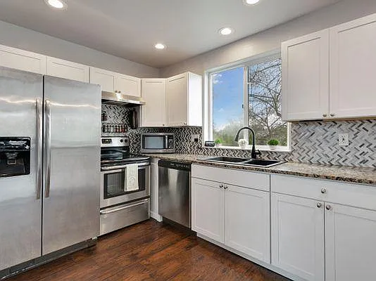 11425 A St S — Photo 11