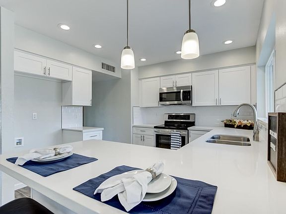 1126 Pebble Beach-14