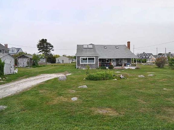 3rd image of 24 Green Hill Ave