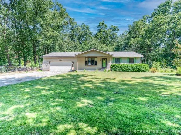 4102 Macarthur Rd, Muskegon, MI 49442