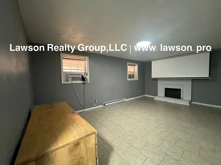 991 Blue Ridge Dr — Photo 35