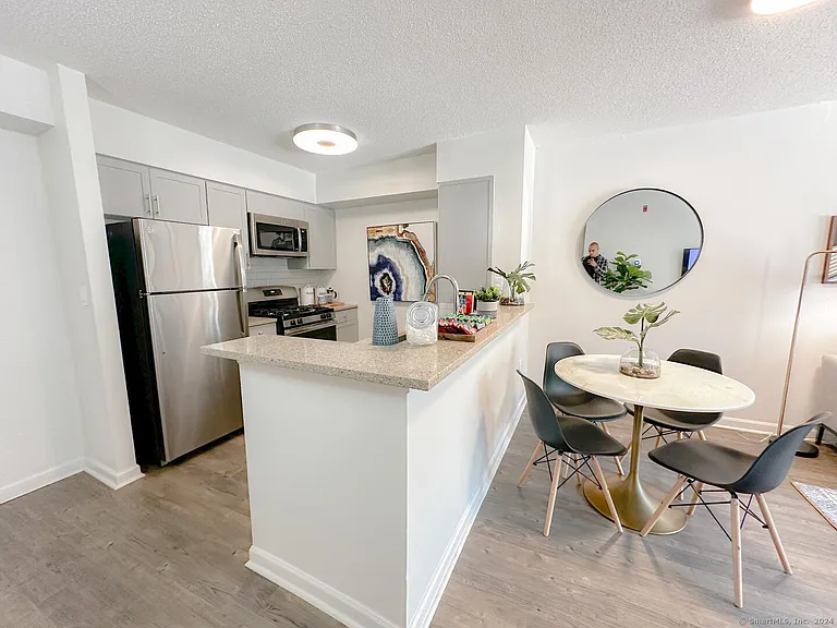 52 Forest St #816 — Photo 1
