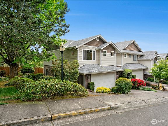 4th image of 1447 NE 166th Court #1