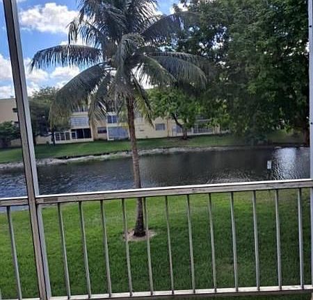 4th image of 6300 NW 62nd St APT 206
