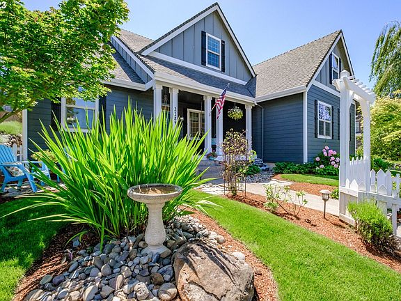 3rd image of 2184 Deerwind Ave NW