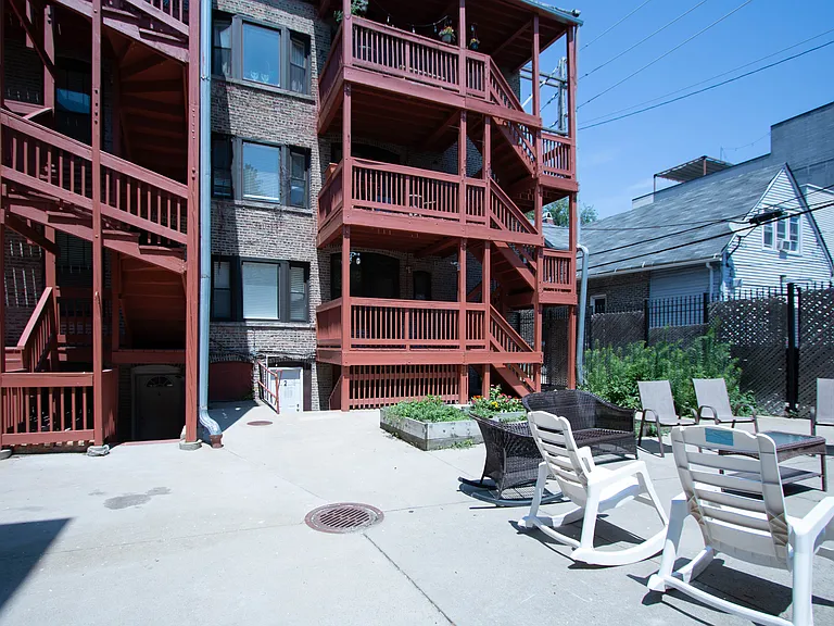 2237 N Kedzie Blvd #G — Photo 17