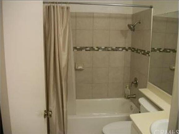 5th image of 1715 Caffrey Ln