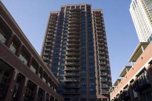 1st image of 330 N Jefferson St APT 1004