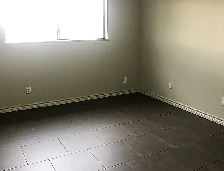 6090 Alpine Cir #5 — Photo 3