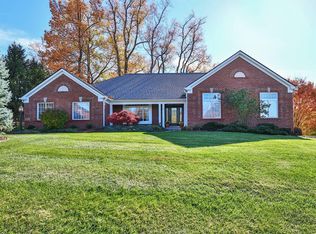 756 Riverwatch Dr, Crescent Springs, KY 41017