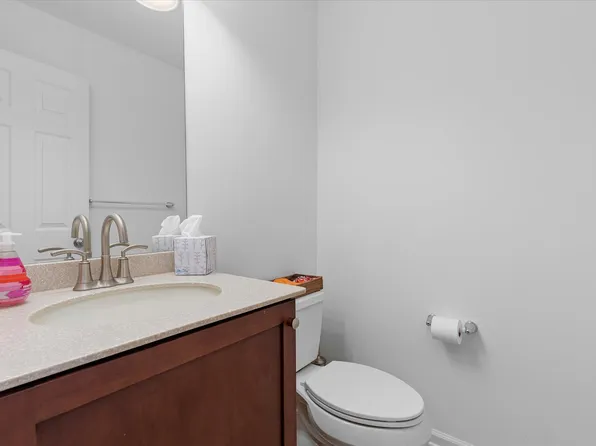 27 Creekside Court image 31 of 37