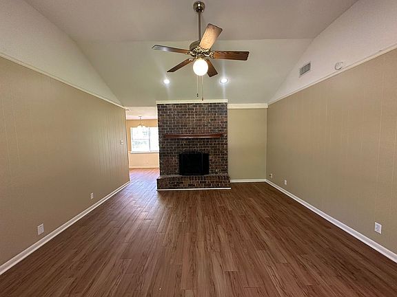 2nd image of 10503 Flintridge Cir