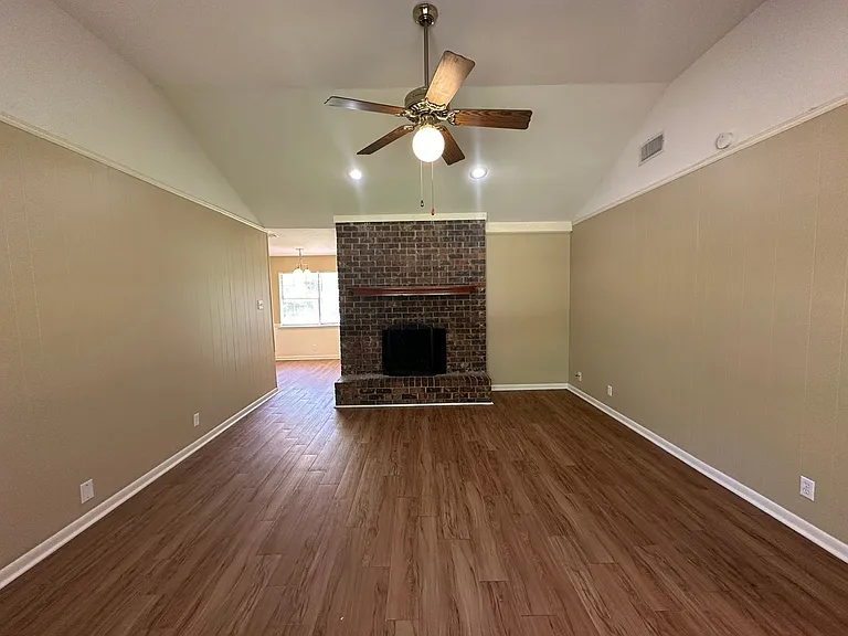 10503 Flintridge Cir — Photo 2