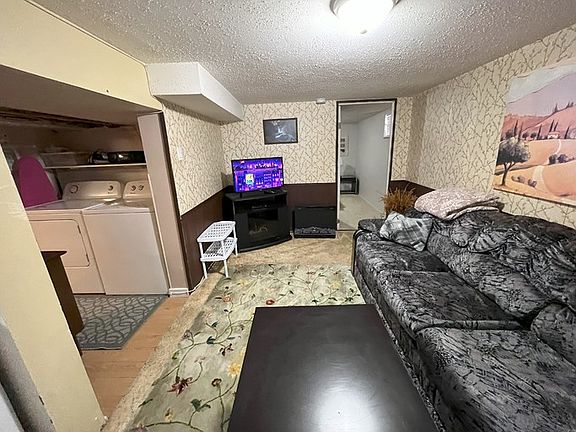 4th image of 9920 79th Ave NW