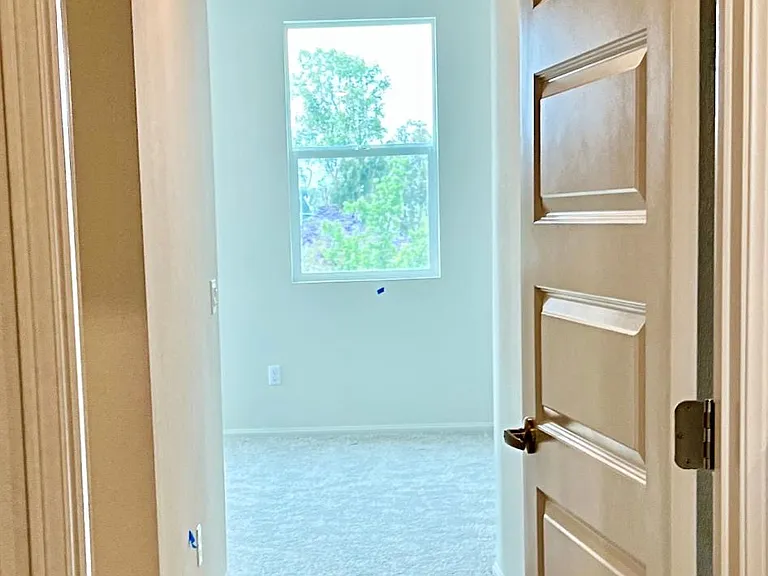 298 Lockhart Way — Photo 14