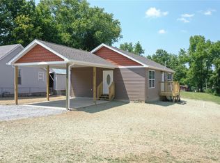 518 Franklin St, Fredericktown, MO 63645