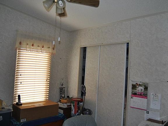 3rd image of 270 Big Pine Ave N