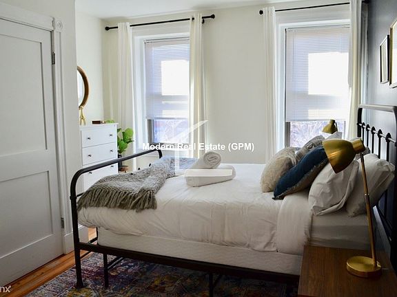 36 east springfield 7