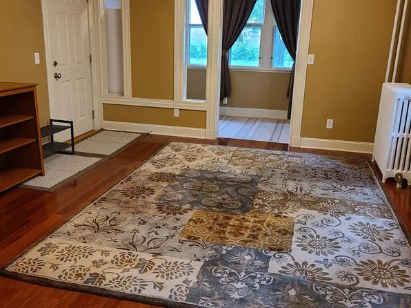 1607 Carroll Ave #1, Saint Paul, MN 55104