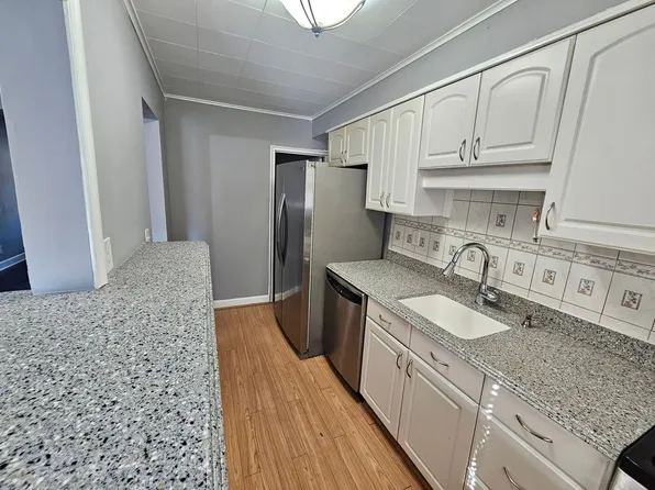 845 Jaydee Ave, Baltimore, MD 21222