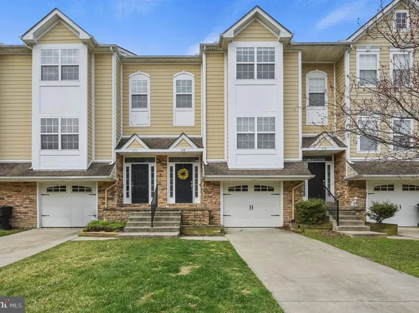 228 Thornton St, Dover, DE 19901