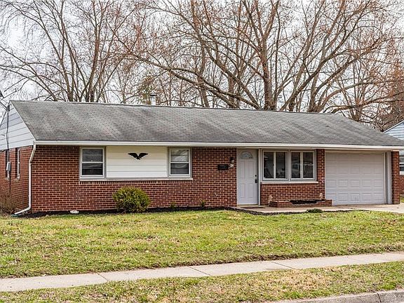 2nd image of 26 Carma Dr