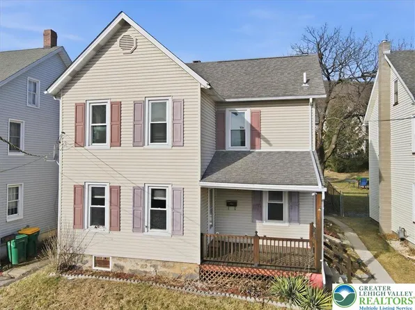 709 William St, Pen Argyl, PA 18072