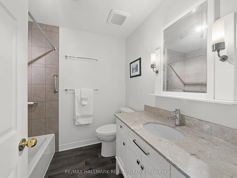 44 Dunbarton Ct — Photo 32