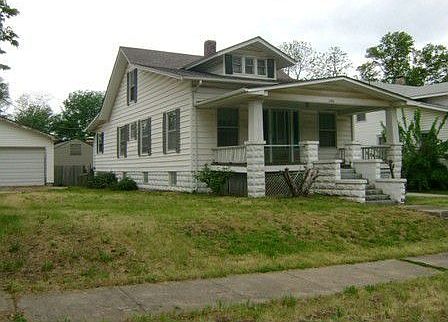 1st image of 1300 Elm St