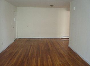 150 Harrison Ave #1, Mineola, NY 11501