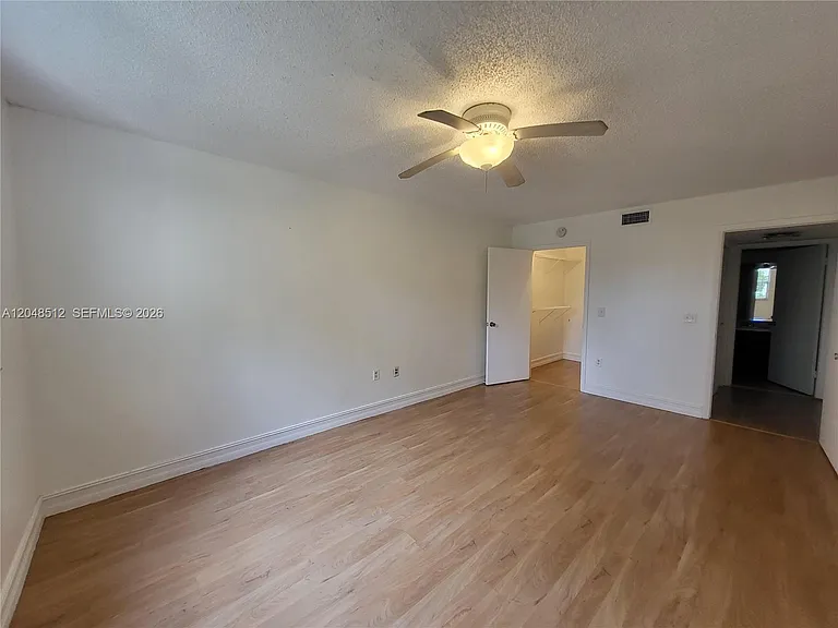 8225 Lake Dr #405 — Photo 8
