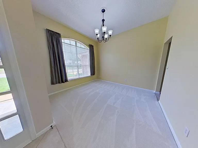12404 Hatton Chase Ln W — Photo 13