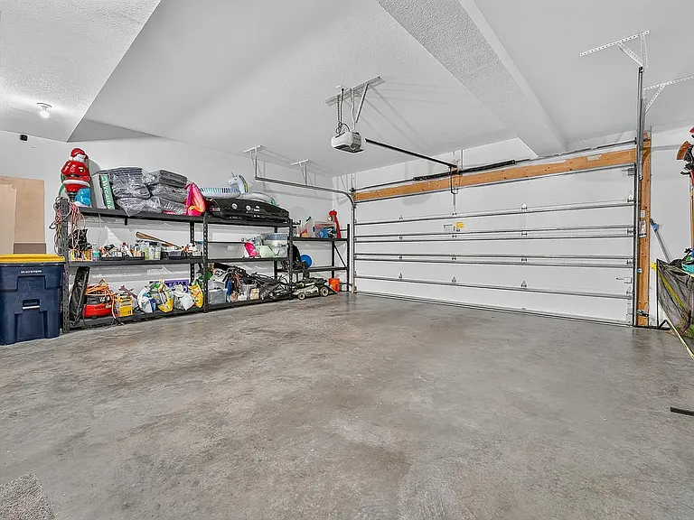 1742 Belleview Ave — Photo 36