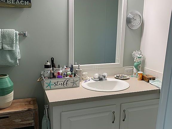 5th image of 25978 Walnut Ct #L-023