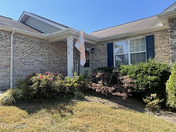 2nd image of 4119 Oakstone Ln
