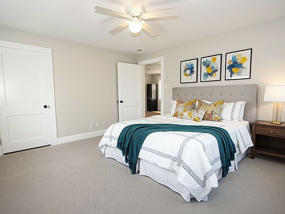 3rd image of 75 Beacon St #1