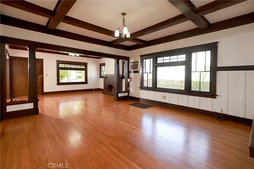 3 bed, 1610 sqft, $3,800 — Photo 3