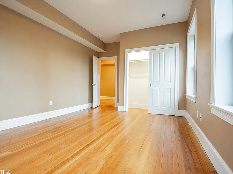 1588 Beacon St #D2 — Photo 11
