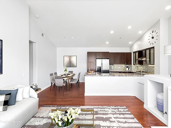 3rd image of 703 Marinella Aisle #120